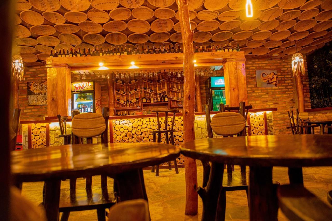 Akagera Transit Lodge Luaran gambar