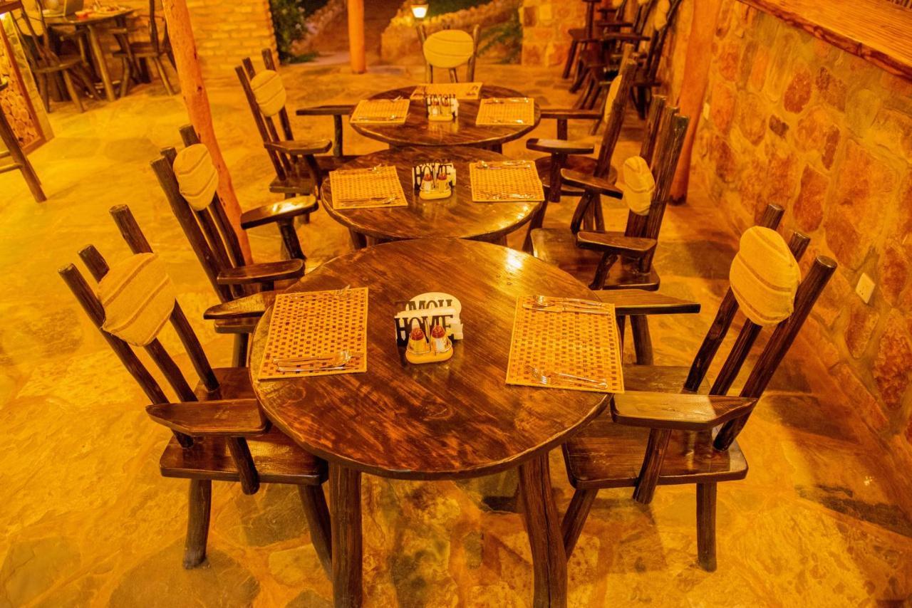 Akagera Transit Lodge Luaran gambar