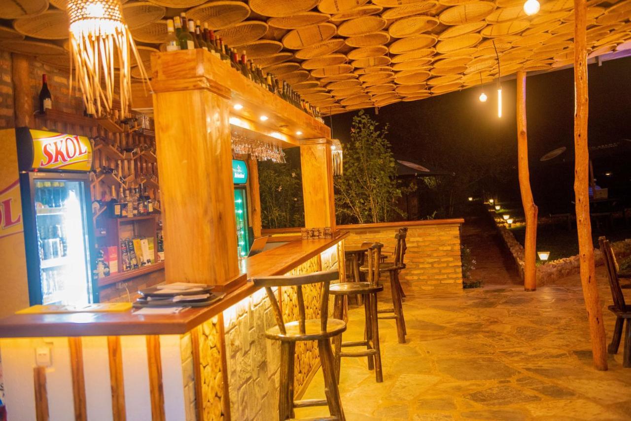 Akagera Transit Lodge Luaran gambar