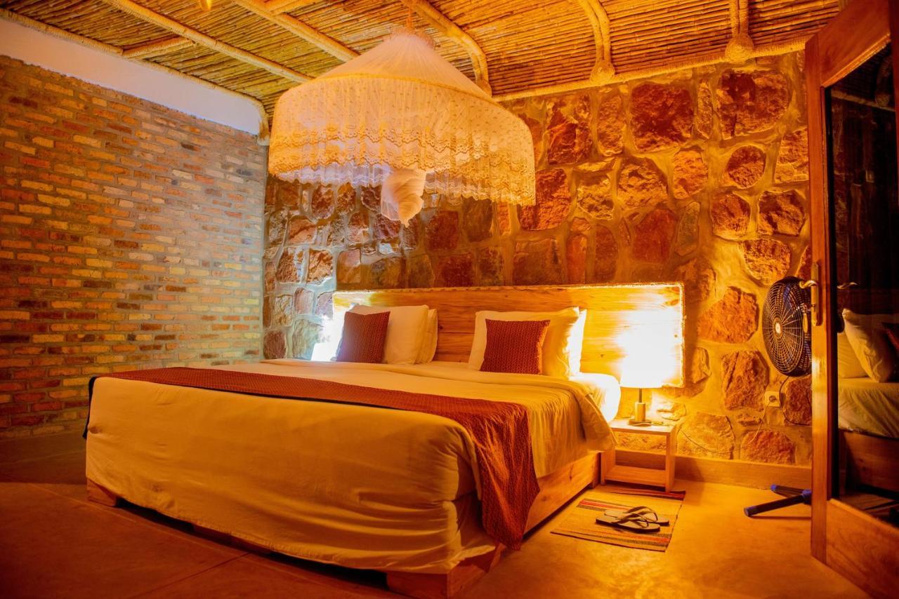 Akagera Transit Lodge Luaran gambar