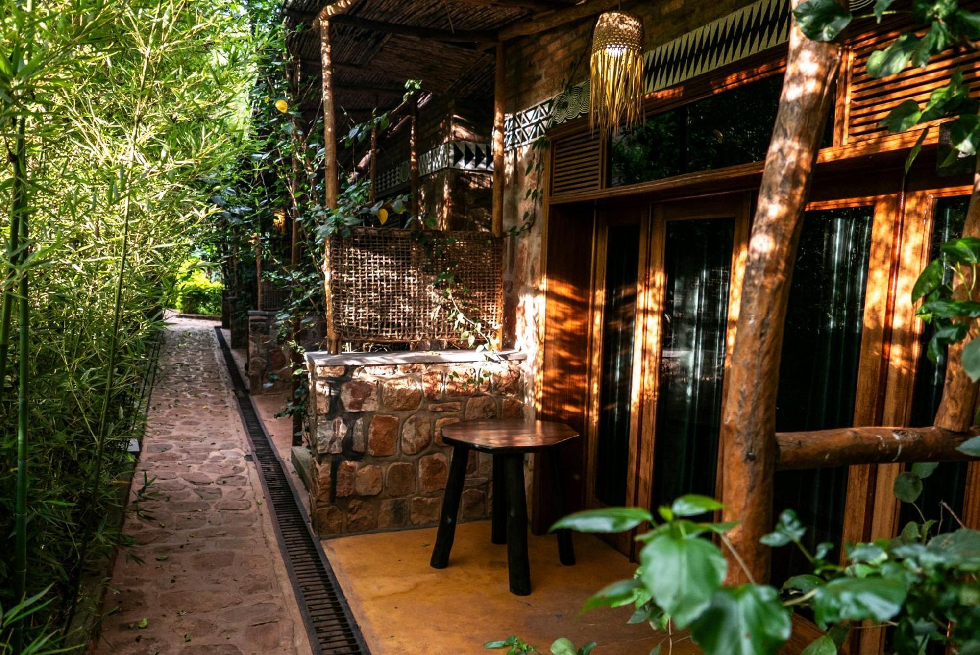 Akagera Transit Lodge Luaran gambar