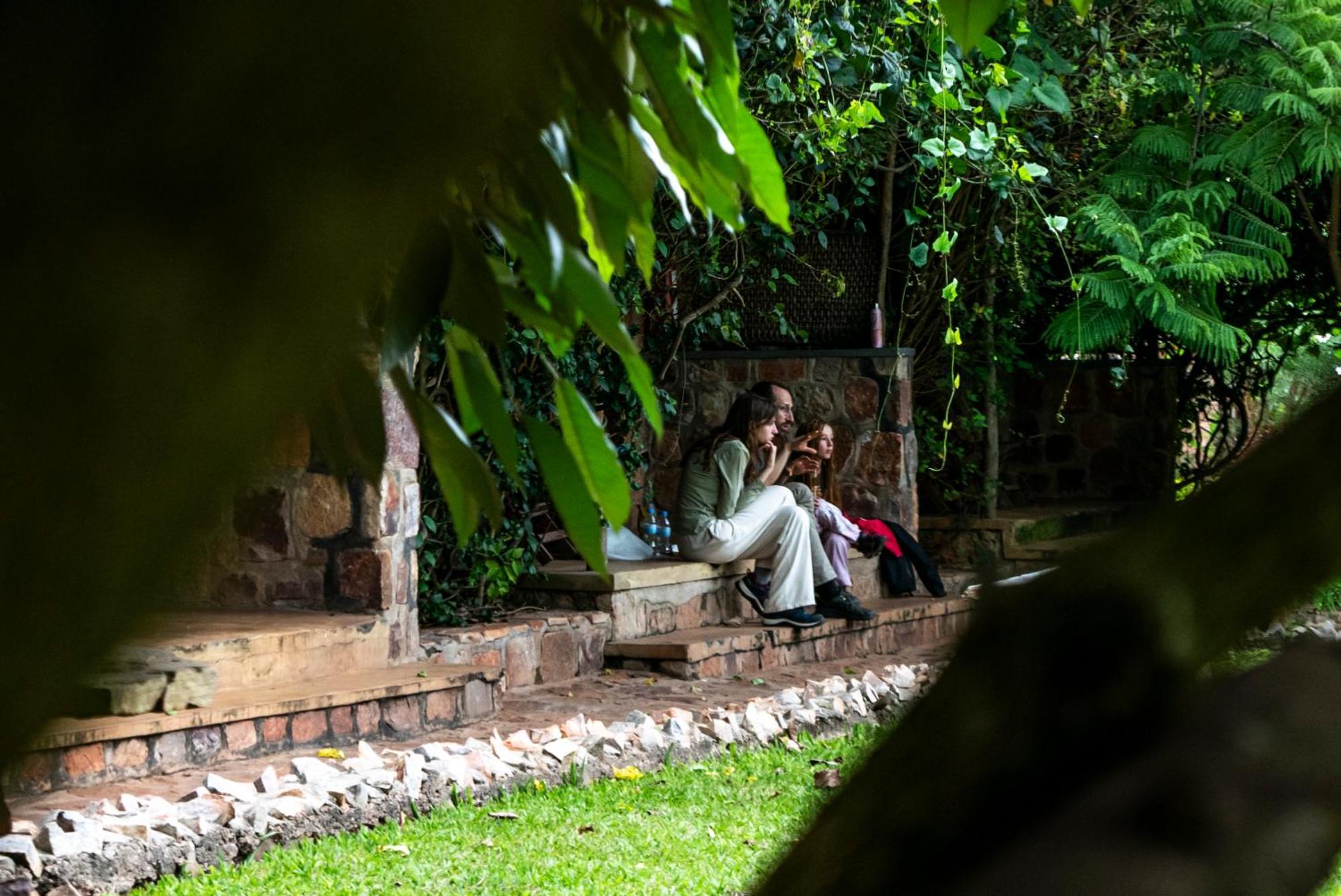 Akagera Transit Lodge Luaran gambar